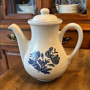 Pfaltzgraff stoneware coffee/tea pot